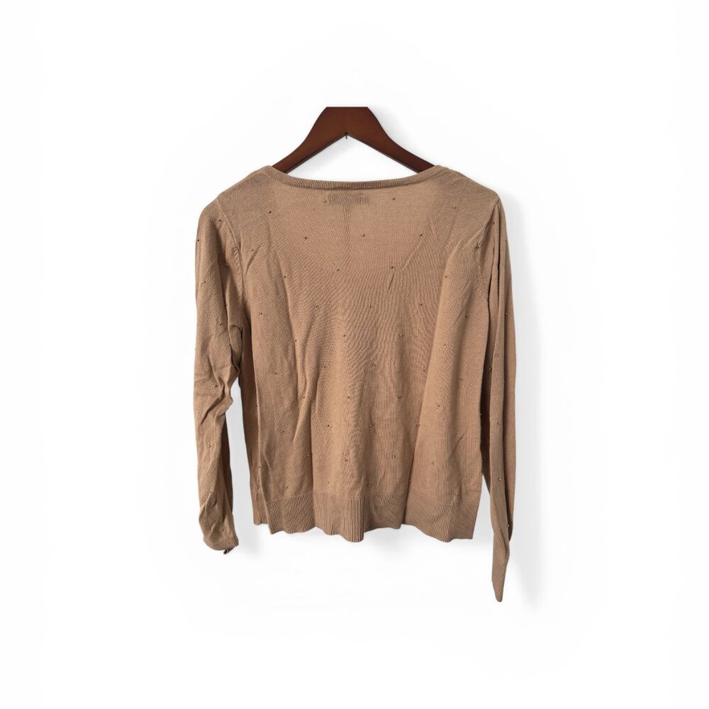 Jennifer Lopez beige sweater - Picture 2 of 3